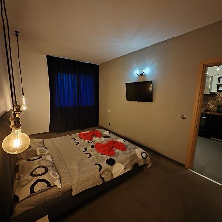 Biaparthotel Boekarest Buitenkant foto